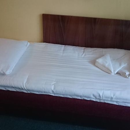 Appartement Jowisz à Poznań Extérieur photo