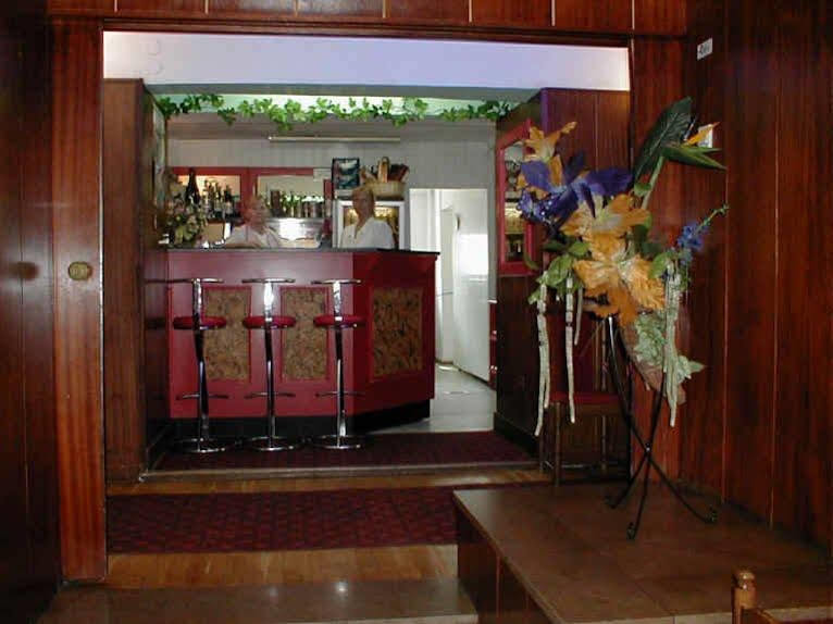 Appartement Jowisz à Poznań Restaurant photo